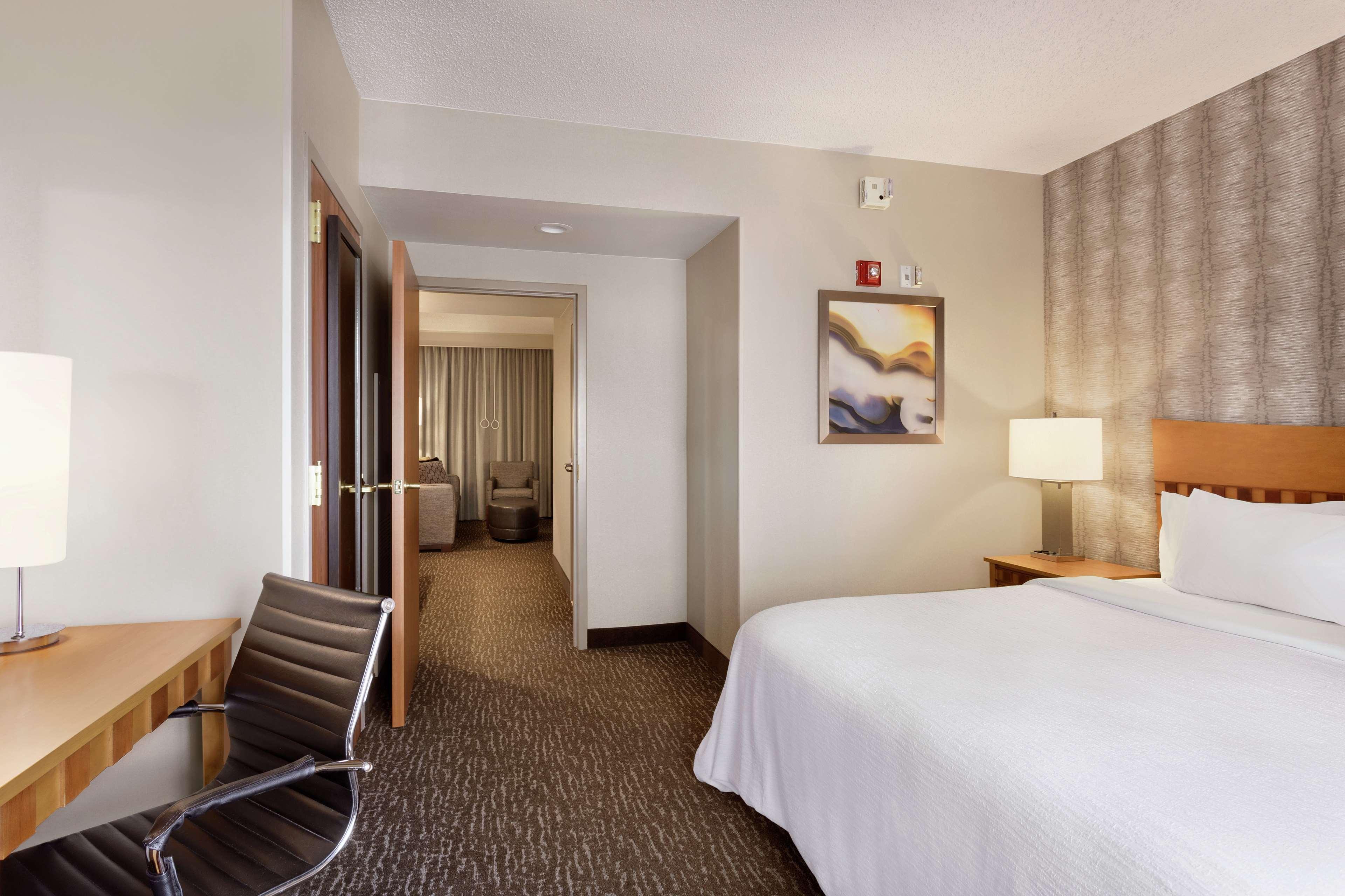 Embassy Suites Northwest Arkansas - Hotel, Spa & Convention Center Роджерс Екстер'єр фото