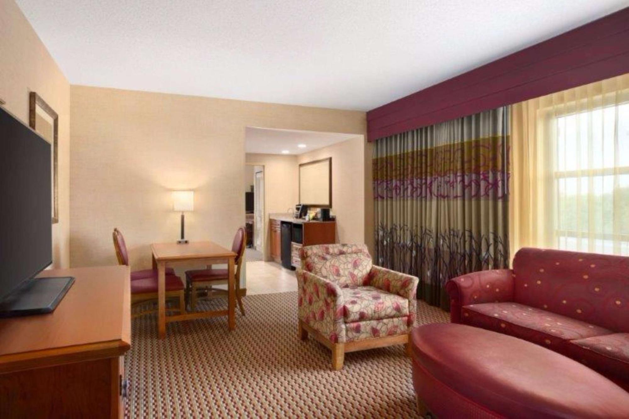 Embassy Suites Northwest Arkansas - Hotel, Spa & Convention Center Роджерс Екстер'єр фото
